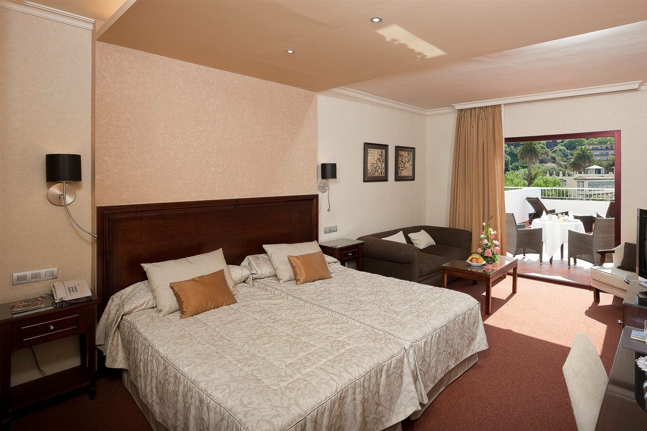 Hotel Atlantic El Tope 푸에르토 드 라 크루즈 외부 사진